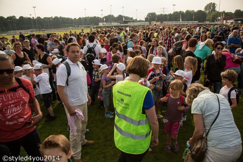 Zonnige start avondvierdaagse